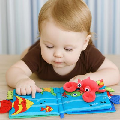 Livre bebe en tissus dans la mer poisson clown